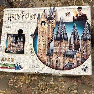 Harry Potter Hogwart Astronomy Tower. 3D Puzzle.